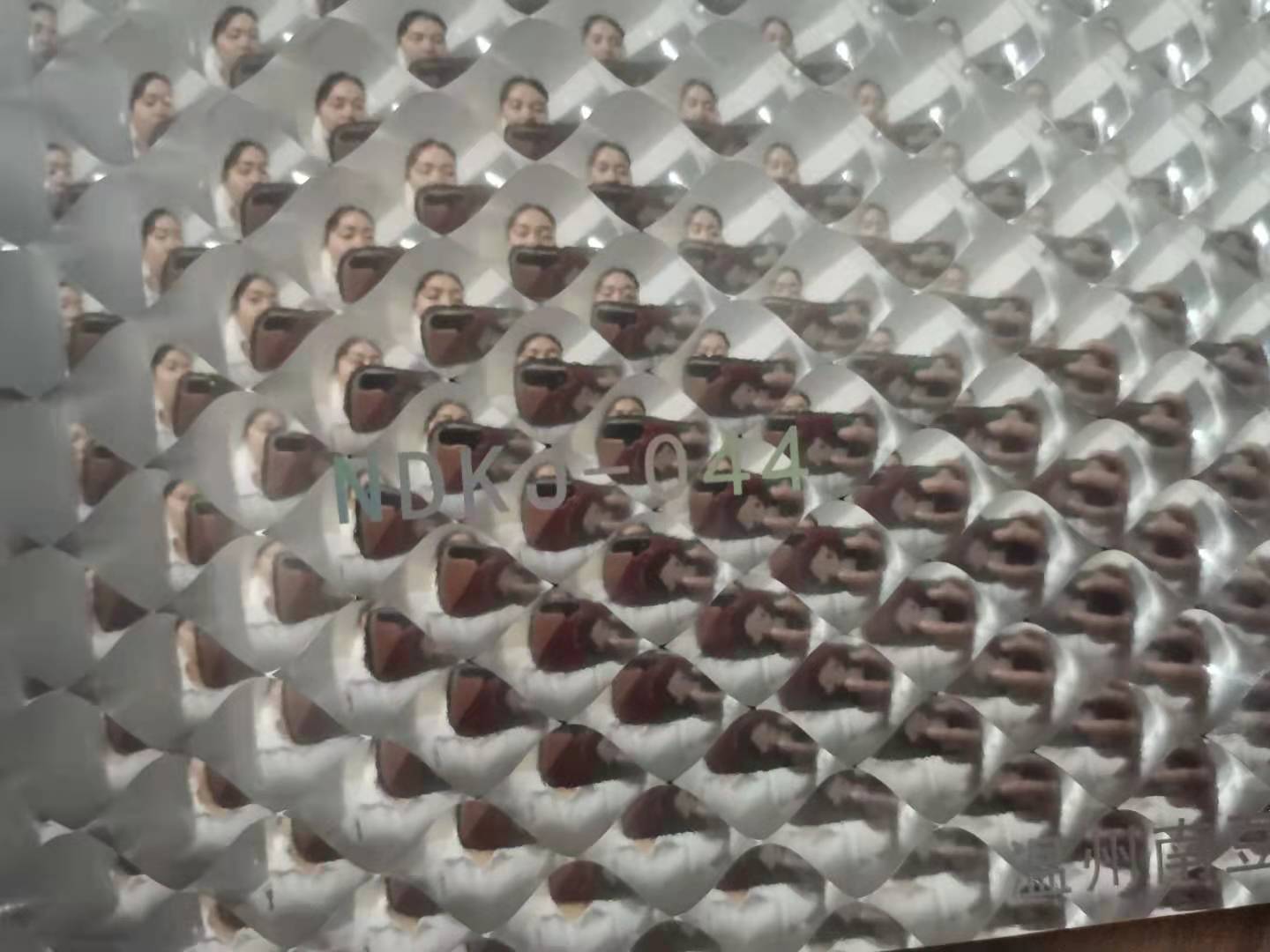 镭射膜包装纸 镭射镀铝印花包装纸 闪光BOPP塑料膜批发