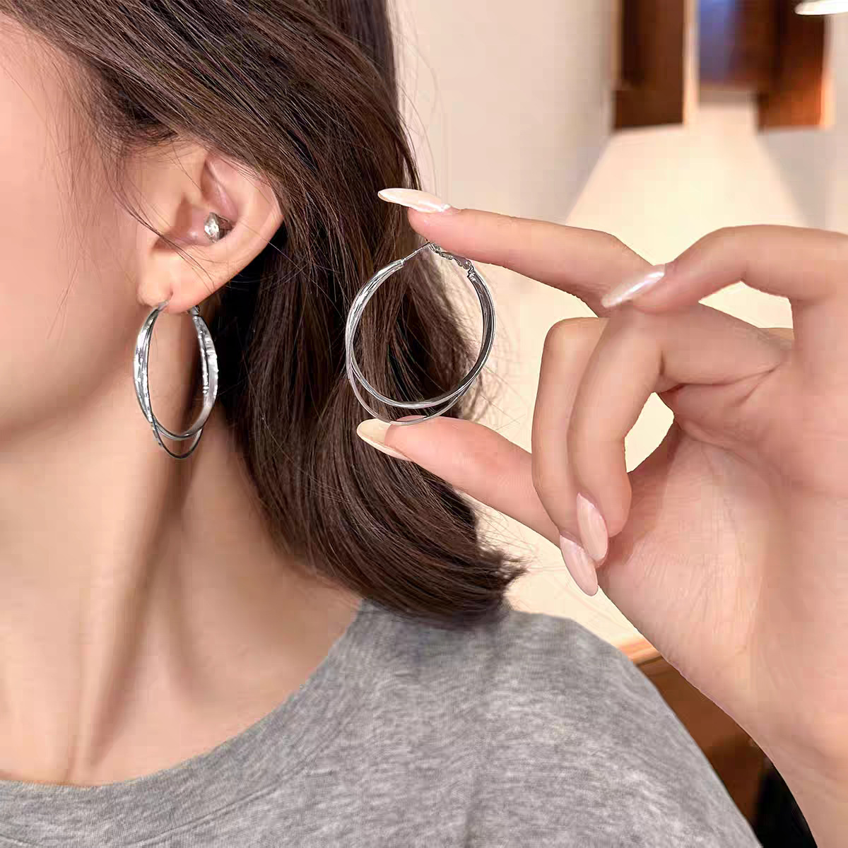 Metal Double-Layer Hoop Earrings for Women, Accessible Luxury, High-End Elegant, Large Earrings, Circle Earrings, Plain Hoop Earrings, Earrings
