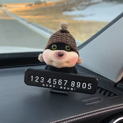 Quirky and Cute Bee Nömrəli dayanma kartı - brown-hat-bee-dog-number-plate