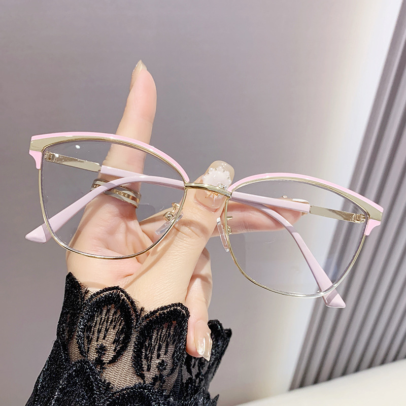 Anti-luz azul fotosensible gafas de cambio de color, marcos de gran tamaño para mujeres sin grados para adelgazar la cara grande, marco de ojos de gafas de luz superligera y simple