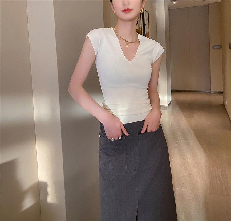 7065 Summer New Arrival French Style Retro Off-white V-neck Flying Sleeve Slim-fit Slimming Cool Breathable Short-sleeved T-shirt for Women