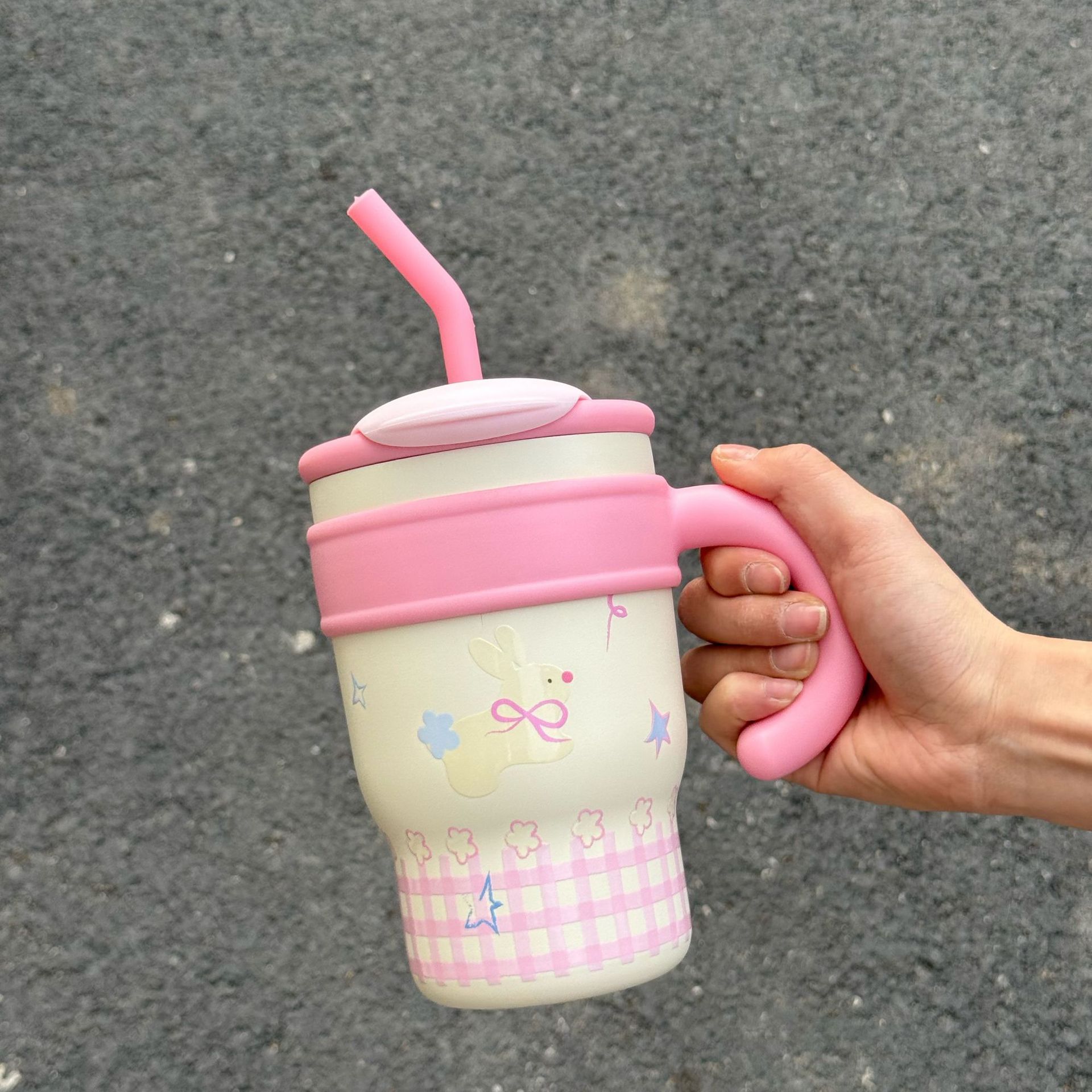 Taza de agua de hielo gigante de dibujos animados taza de café de paja taza de aislamiento de acero inoxidable portátil linda de alto valor y gran capacidad