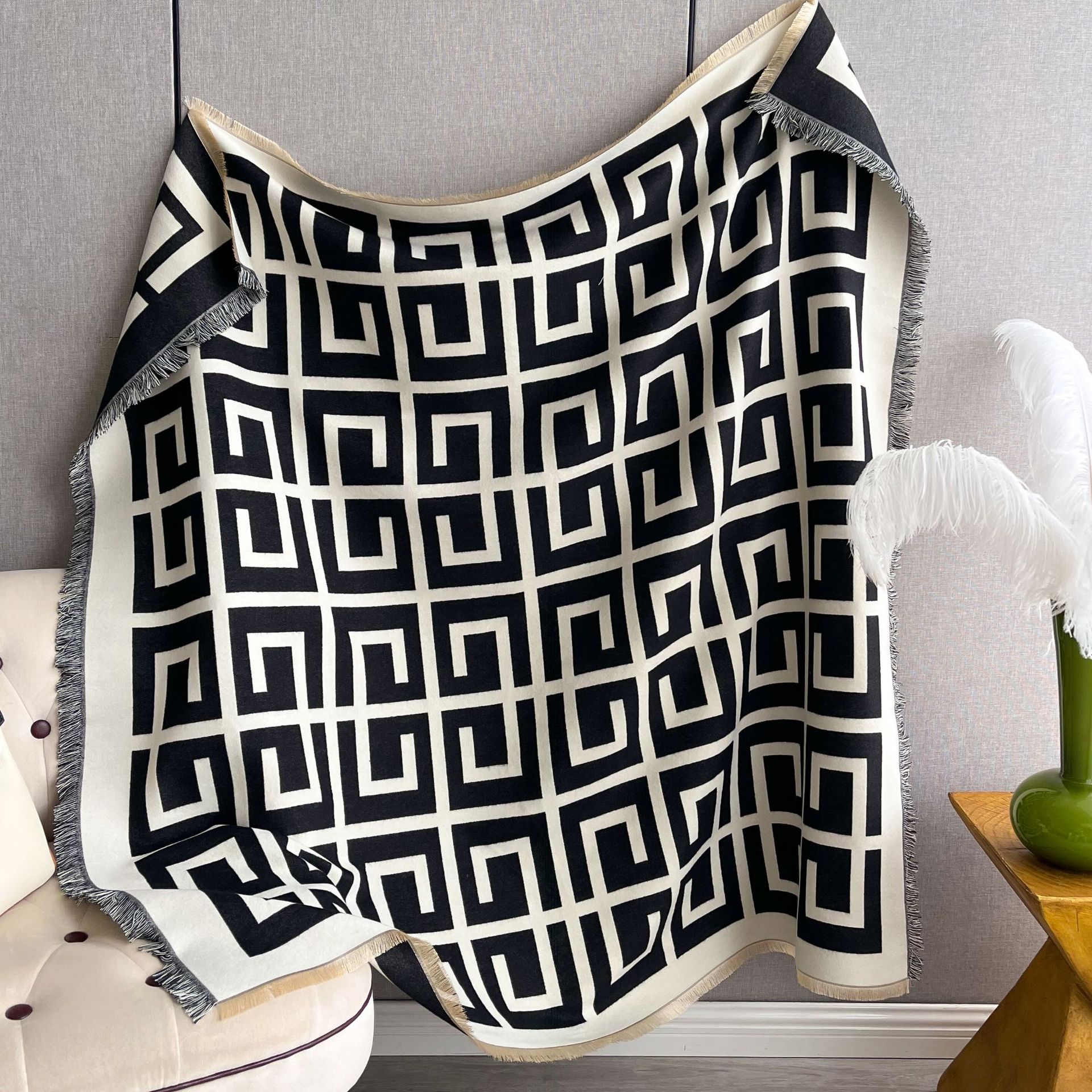 Estilo coreano de moda de doble cara de Cachemira como chal en forma de espalda engrosada bufanda cálida Otoño e Invierno Nueva bufanda cuadrada exterior de gran tamaño