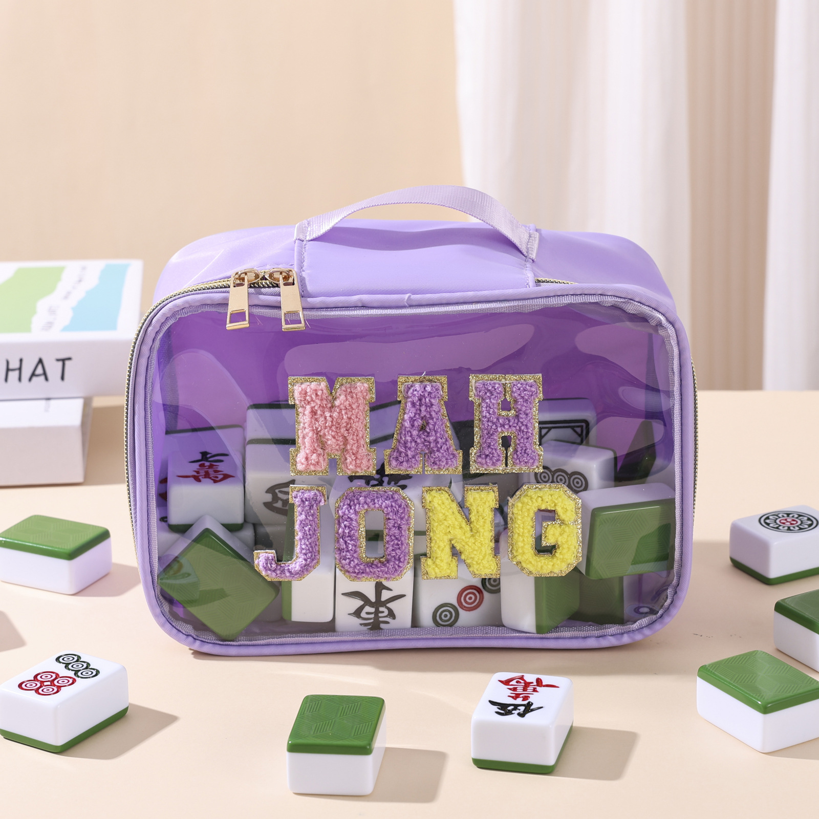 손잡이가 있는 보라색 MAHJONG