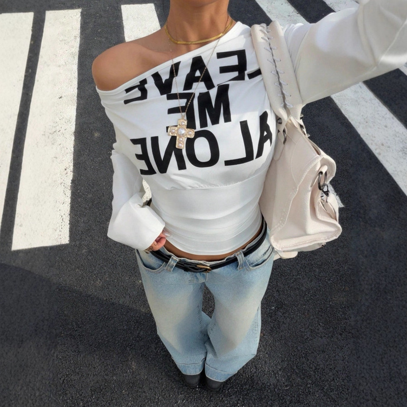 American Retro 2025 Autum New Slanted Shoulder Printed Letter Sweatshirt Women's Design Slim and Stylish Long-Sleeved T-Shirt