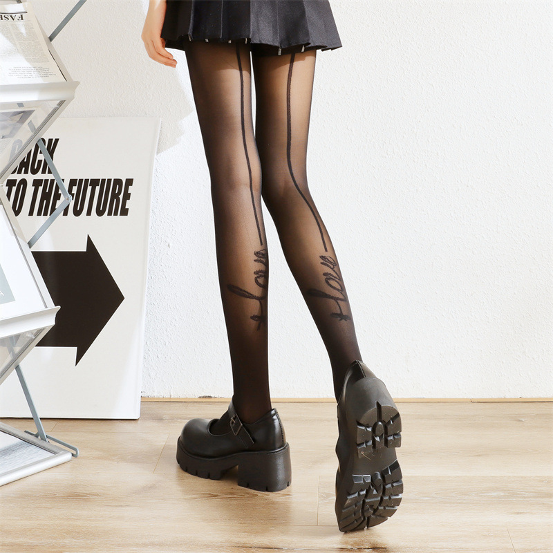2023 new model heart-patterned fake safety shorts stockings, anti-exposure, anti-harassment stockings, shrimp line stockings, letter-printed vertical line stockings