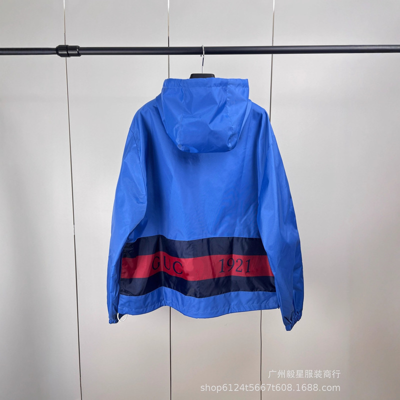 Actual Shot of 25 New High Version g Family Stripesd Letter Nylon Canvas Jackets Fashionable Men's and Women's Zipper Hooded Jackets