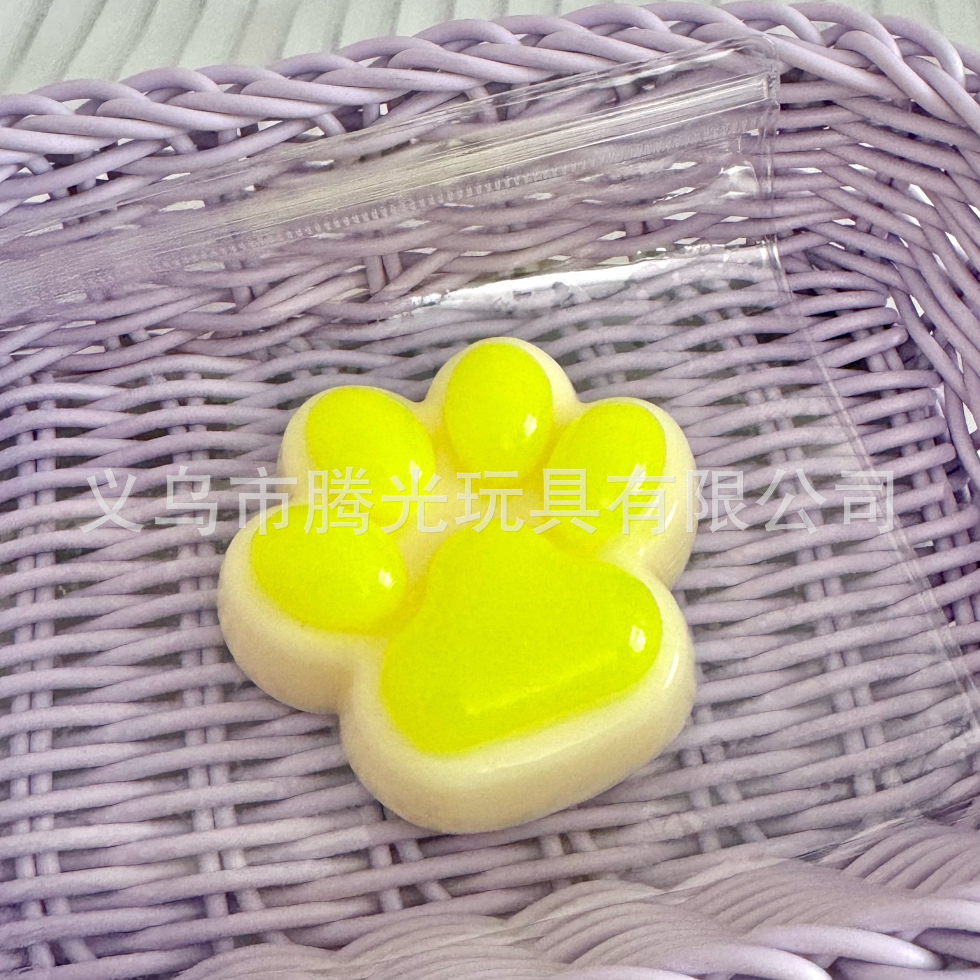 과일 녹색 고양이 발톱