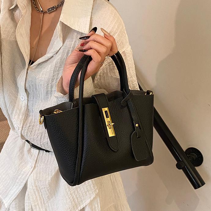 Comercio exterior explosivo bolso de cesta de verduras de mano mujer 2025 nuevo ocio simple mochila popular bolso de cubo