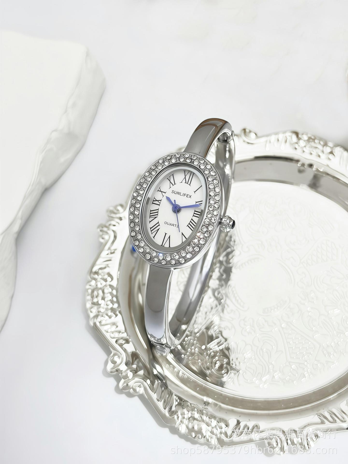 Diamond style silver shell white surface