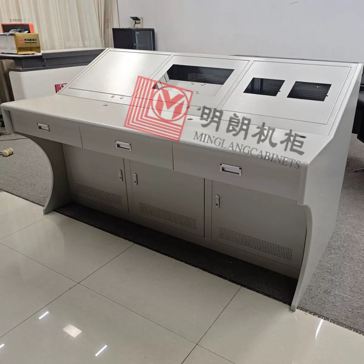监控操作台多联并机控制台中控室指挥台执勤台工作台非标定制