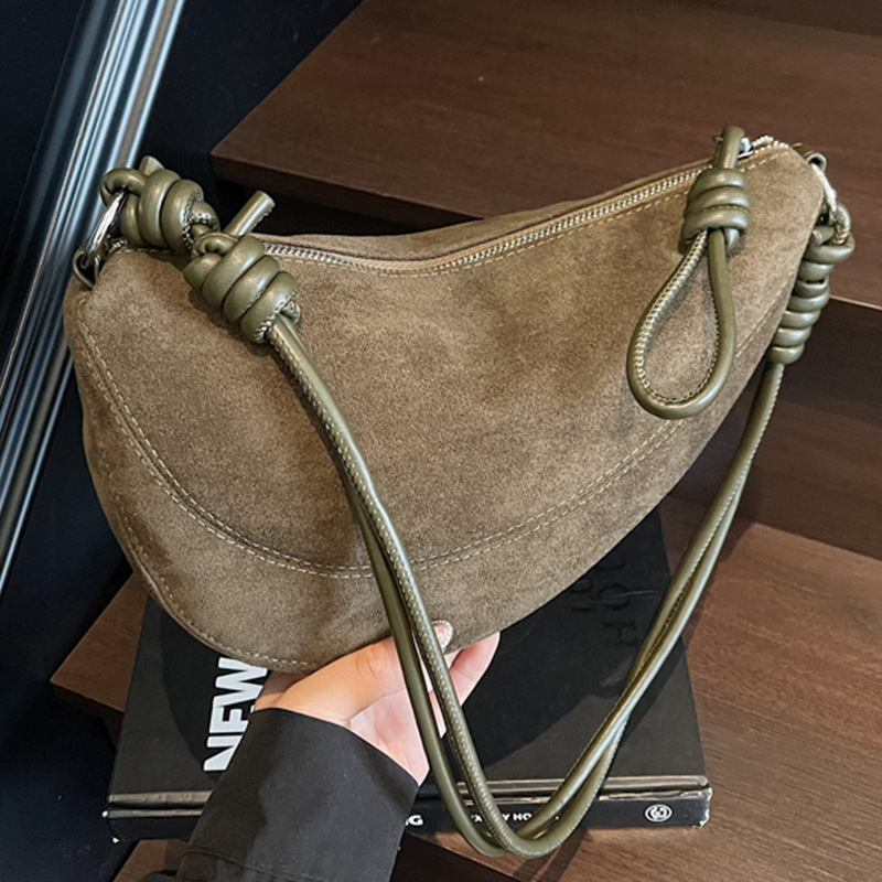跨境高级质感包包女大容量2026新款秋冬小众设计复古斜挎包饺子包