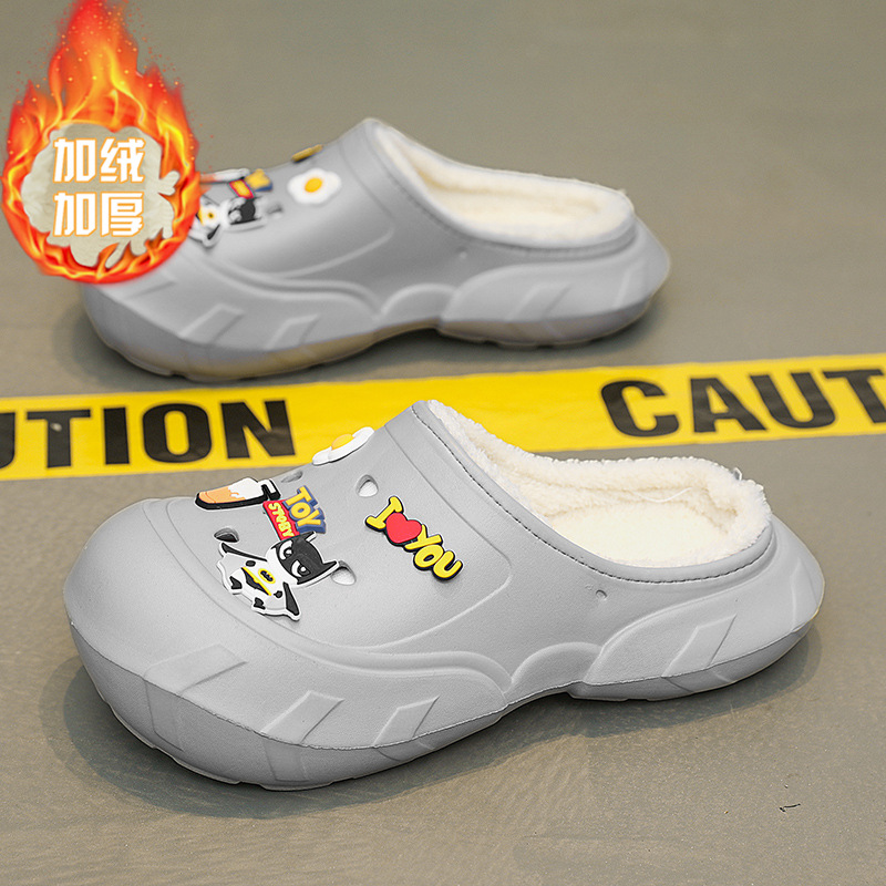 Baotou muffin transfronterizo grueso fondo agujero zapatos de mujer alta sensación de red red nuevo perezoso medio arrastrar zapatillas de playa