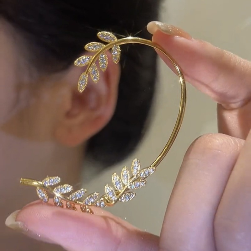 超フラッシュ蝶耳掛け無耳穴耳クリップ女性一体式イヤリング気質個性ファッション|undefined
