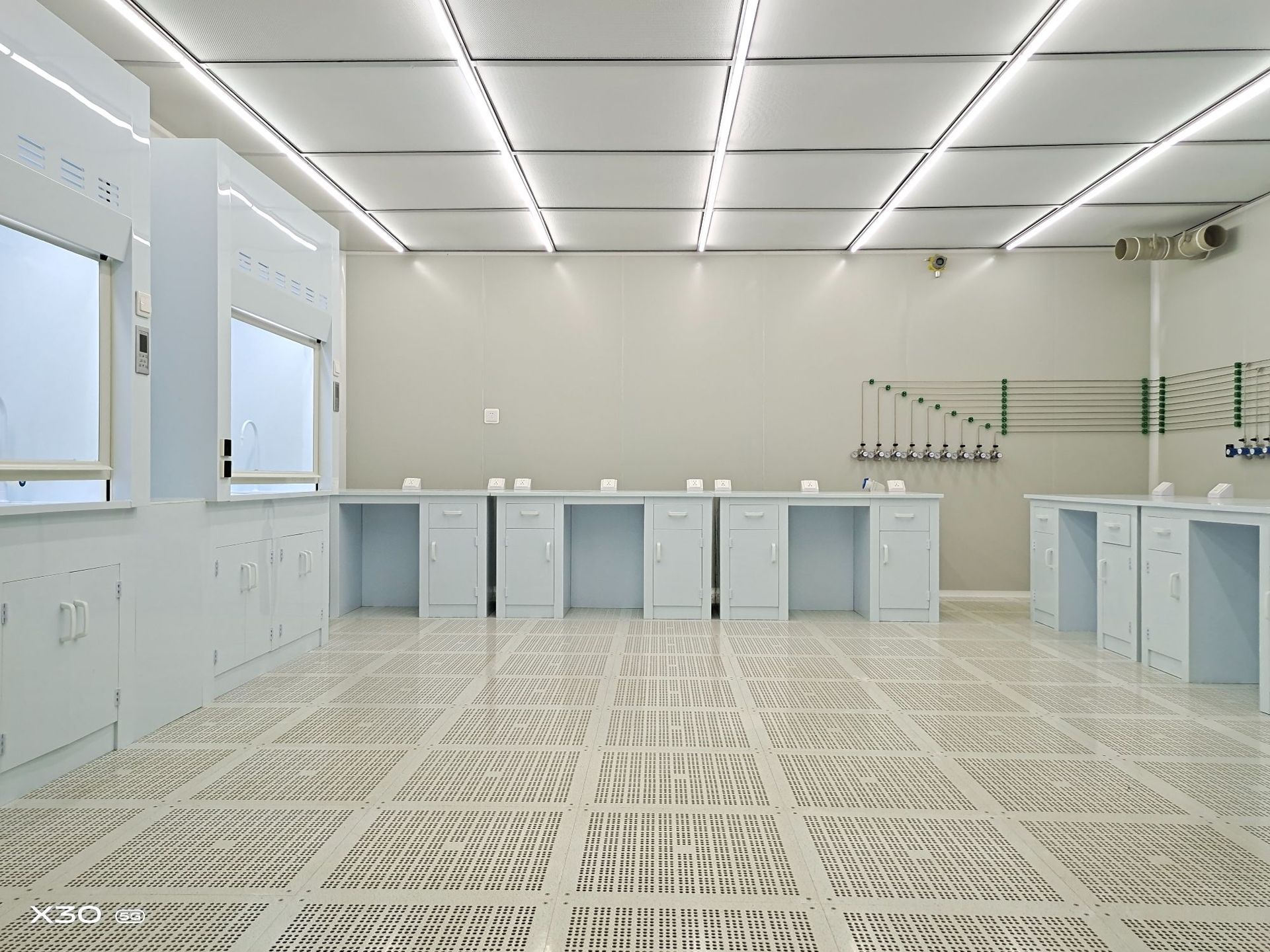 车规级第三代半导体生产净化车间光刻机百级无尘室高效实验室施工