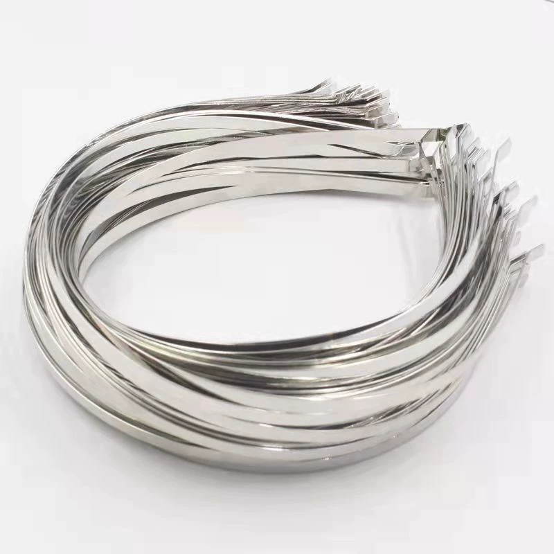 Play car (Pilsan) realistic plush DIY materials set, assorted craft components