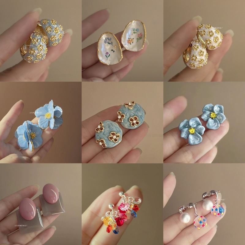 Embossed Haze Blue French Retro Glaze Rose Flower Zircon Earrings Women's Light Luxury High-end Niche Elegant
