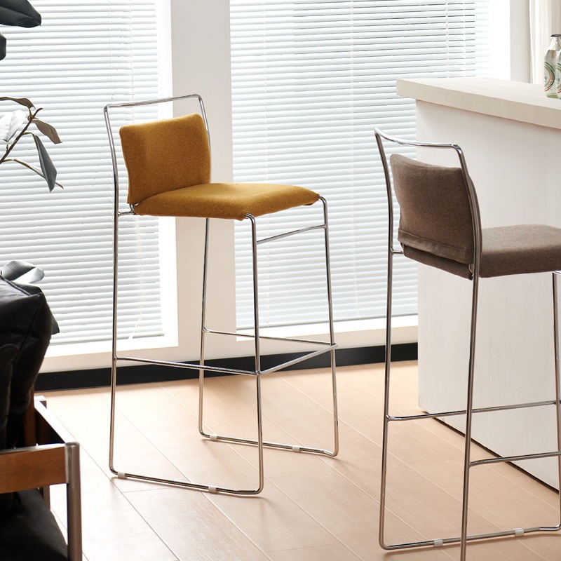 Nordic Bar Stool with a Simple and Luxurious Design, Soft Backrest, High-End Feel, Creative Designer High Stool, Popular Online Nordic Bar Stool with a Simple and Luxurious Design, Soft Backrest, High-End Feel, Creative Designer High Stool, Popular Online