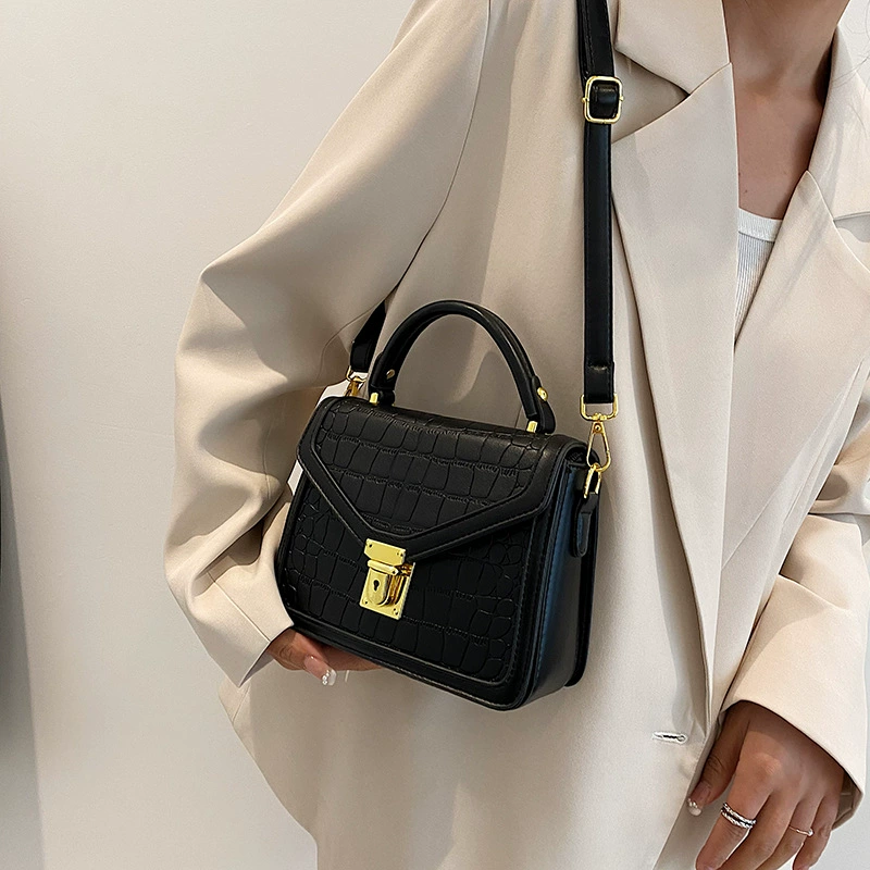 Fashionable retro shoulder bag, Korean style, 2023 collection, internet celebrity