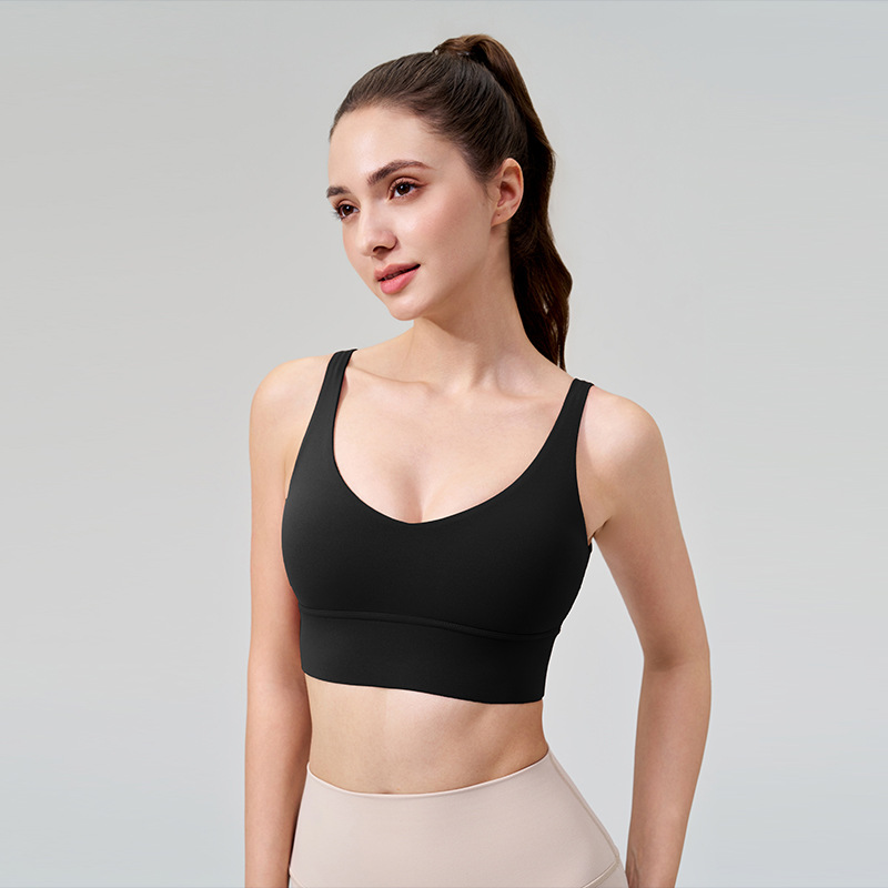 La nueva ropa interior deportiva a prueba de golpes transfronteriza para mujeres se reúne profundamente V fitness hermosa espalda desnuda con almohadilla para el pecho sujetador de yoga sin costuras
