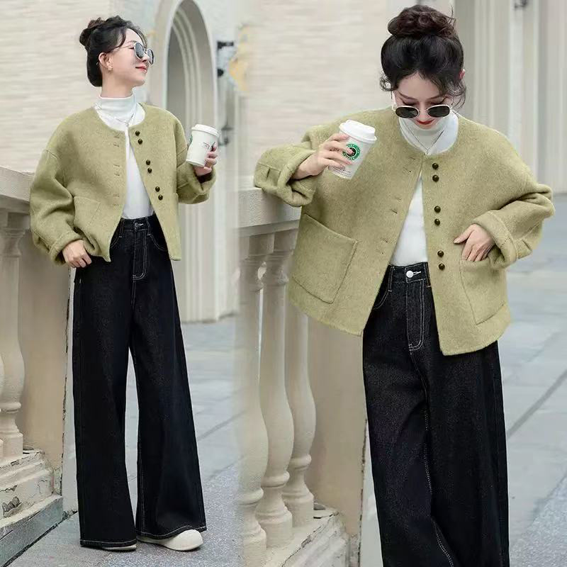 Stylish Woolen Short Coat for Petite Women, New Spring Model, Super Flattering Short Woolen Coat, Slimming and Versatile