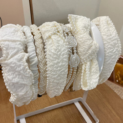 French Retro White Pearl Fabric Pleated Bow Headband with Elegant High Crown Style, Fashionable New Headwear