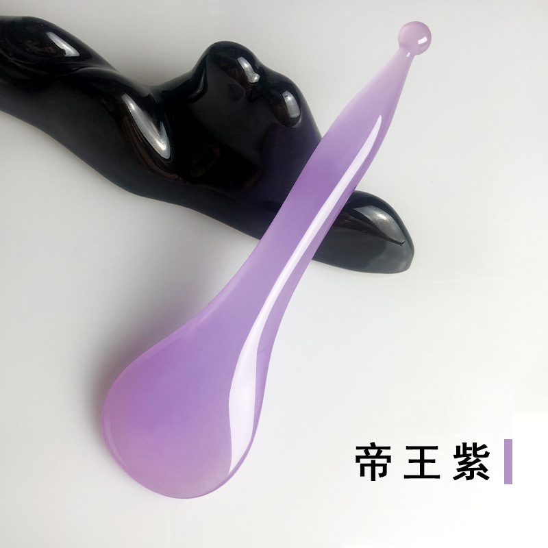 筋を抜く棒の経絡は目の顔の美容院をかすめて専用の板を引き延ばして神器の目をマッサージしてペンをつけます。|undefined