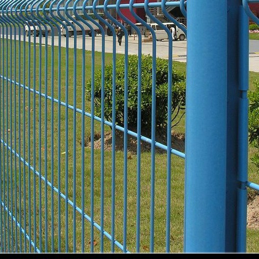 重庆金属筛网厂家批发公路护栏网防护网隔离围墙网防护栏围墙栏杆