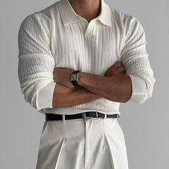 ニットの長袖poloシャツの男性の秋の新型のファッションは簡単です。
