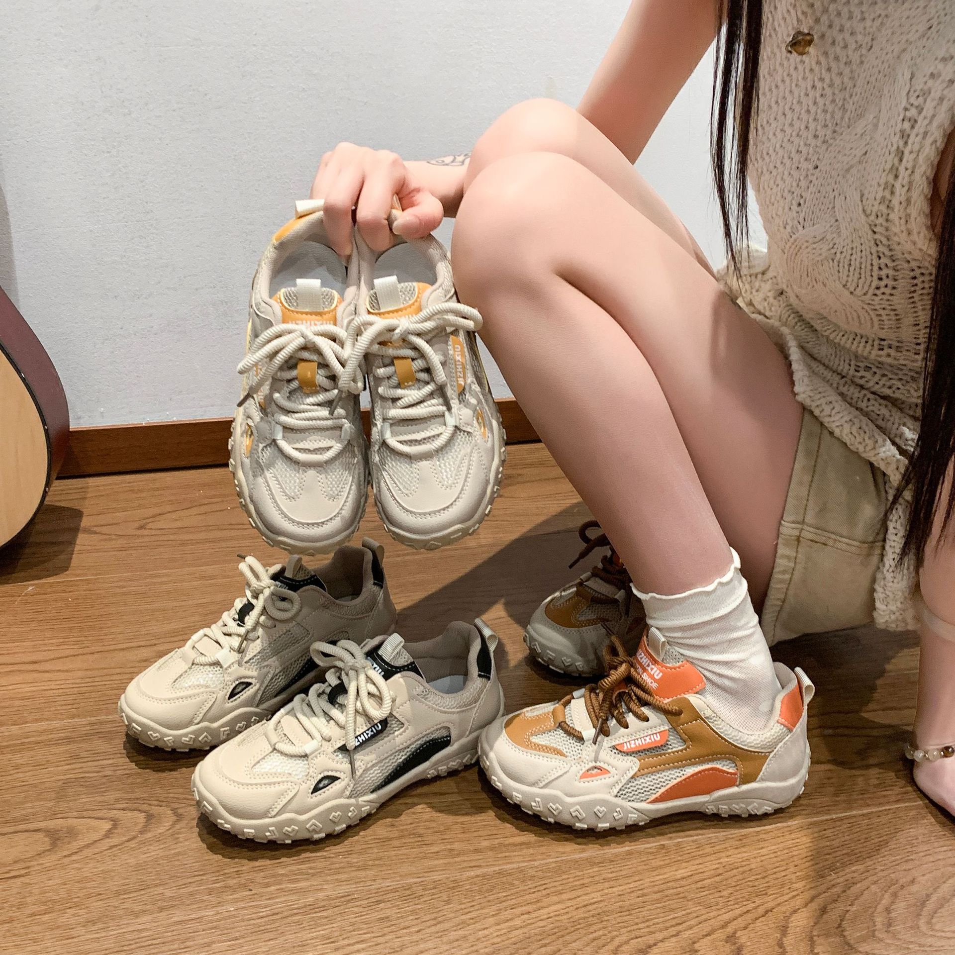 한국 스타일 패션 메쉬 통기성 육군 훈련 신발 여성 운동화 2025 여름 새로운 캐주얼 스포츠 신발 부드러운 밑창 하이킹 신발