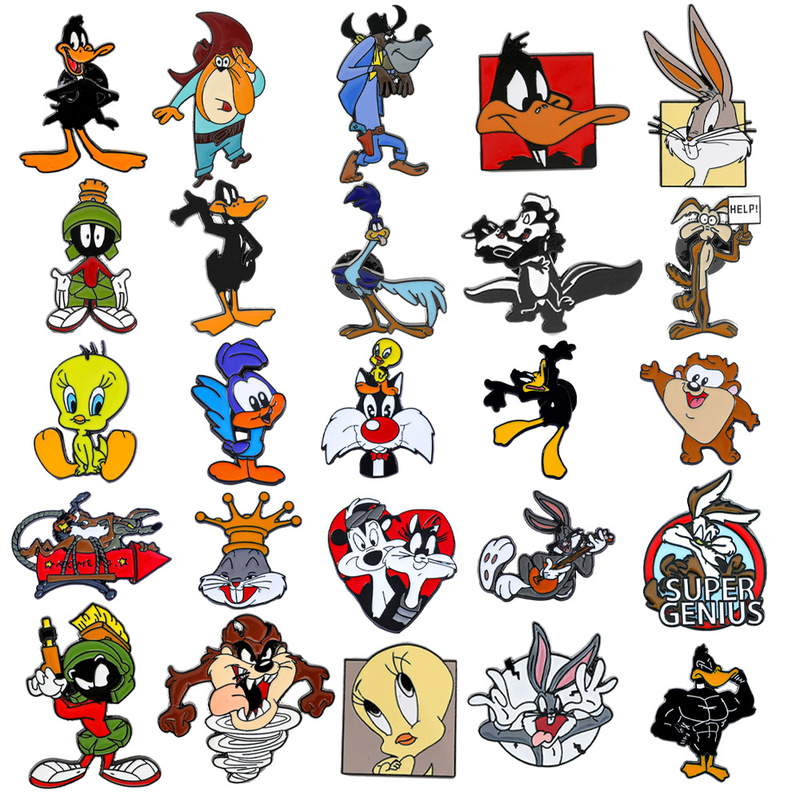 69 Types of Looney Tunes Metal Badges Cartoon European and American Animation Bugs Bunny Daffy Duck Alloy Brooch Accessories Pins