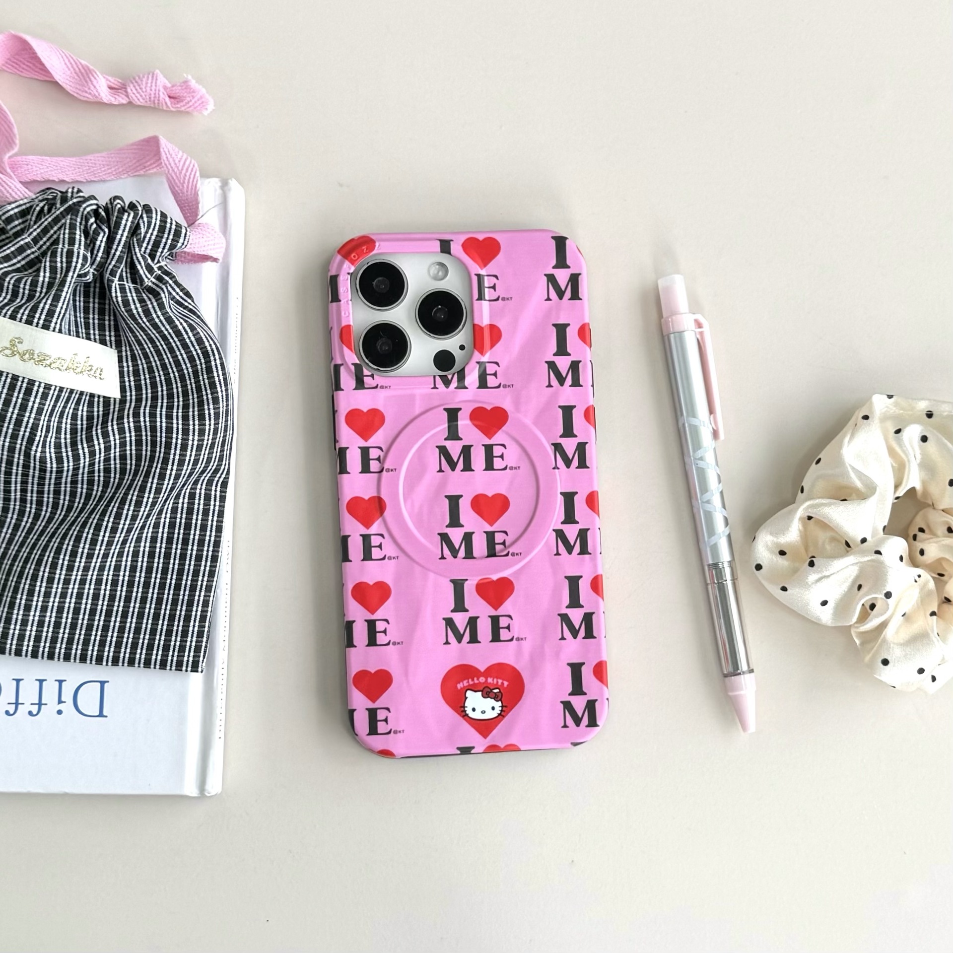 Ins base love KT cat apple 16ProMax funda para teléfono móvil 15Pro atracción magnética 14/13 celebridad neta 15PM