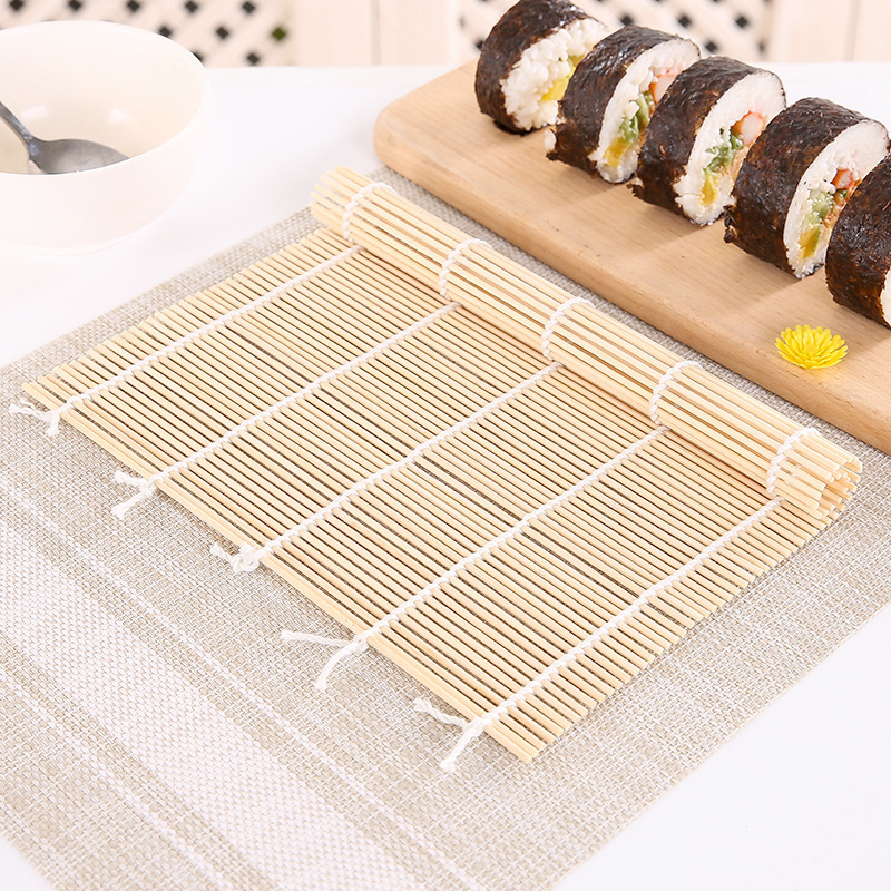 日本式寿司カーテン家庭用おにぎり道具をつけずに海苔でご飯を包む竹のカーテン寿司を作ってシャッターを並べて金型を作る|undefined