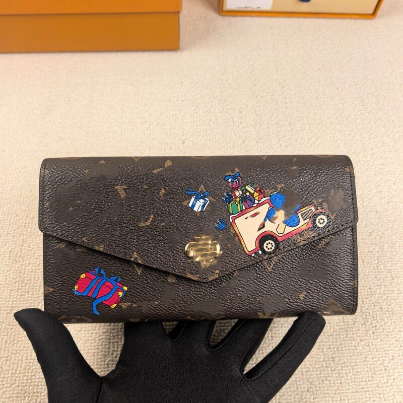 Foreign Trade Hot-Selling 2025 Christmas Series Silk-Printed 80% off Wallet, Fashionable Multi-Card Slot Universal High-End Coin Purse in Stock