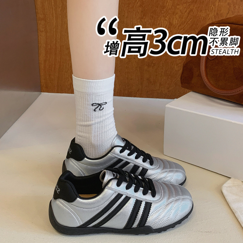 Women's German training shoes with a comfortable feel, 2026 new popular autumn versatile lightweight flat casual student sneakers for women Women's German training shoes with a comfortable feel, 2026 new popular autumn versatile lightweight flat casual student sneakers for women