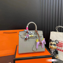 �F؛�{�~Ƥ��Ƥ�K���Ůʿ�r�г���������ֿpϞ����Ƥ�����Ů��