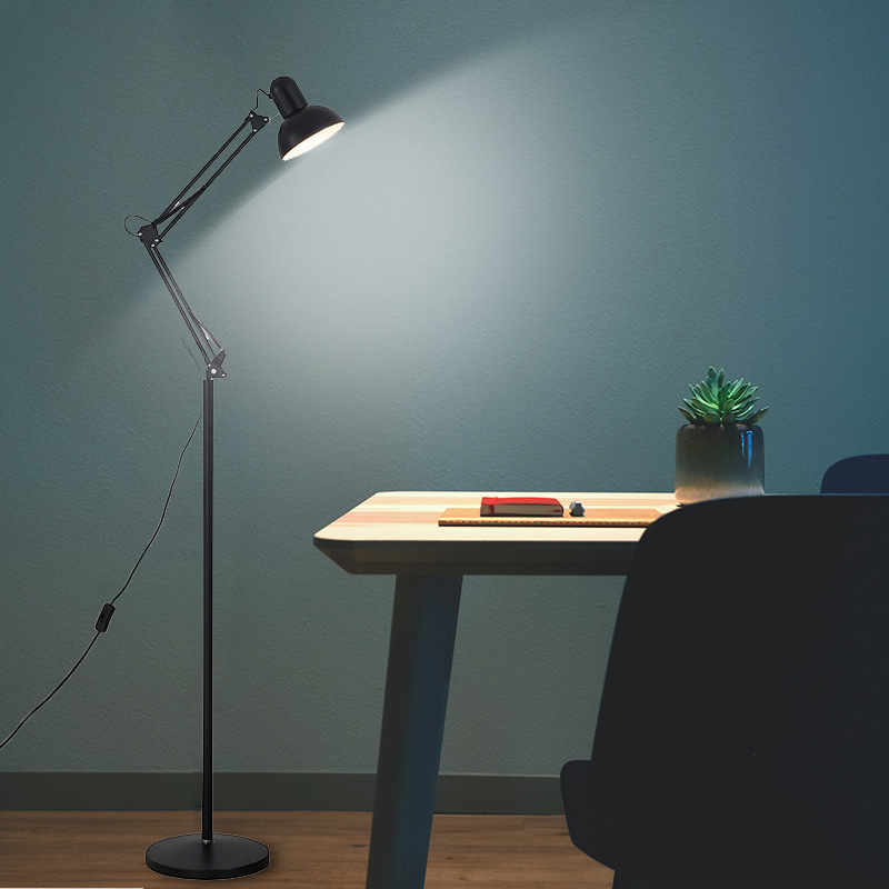 Sparrow Floor Lamp Image 3