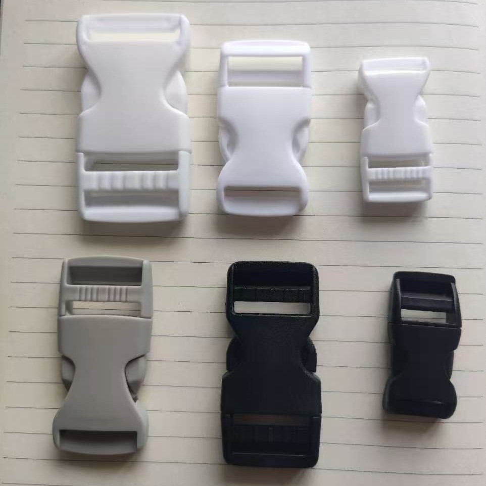 White Plastic Buckles in Stock, Available in Various Sizes for Backpacks, School Bags, Waist Bags, Webbing Adjustment Buckles, and Luggage Safety Buckles