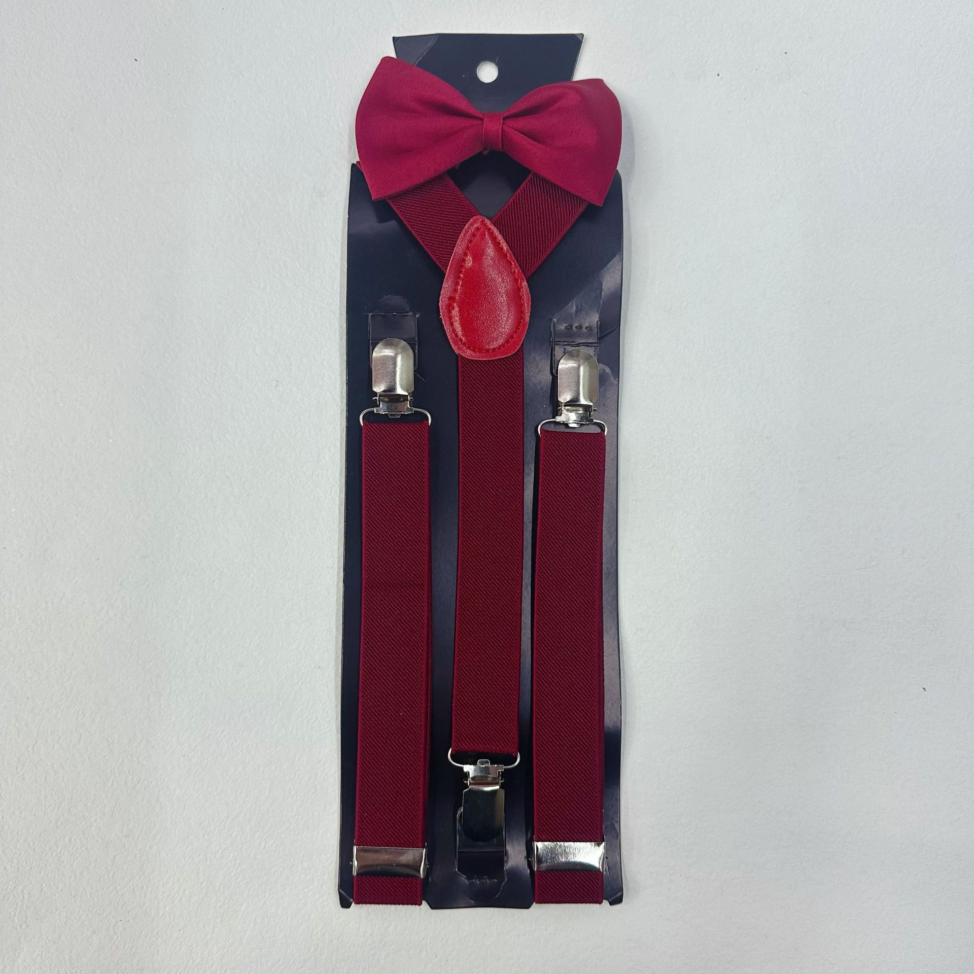 Винный красный костюм