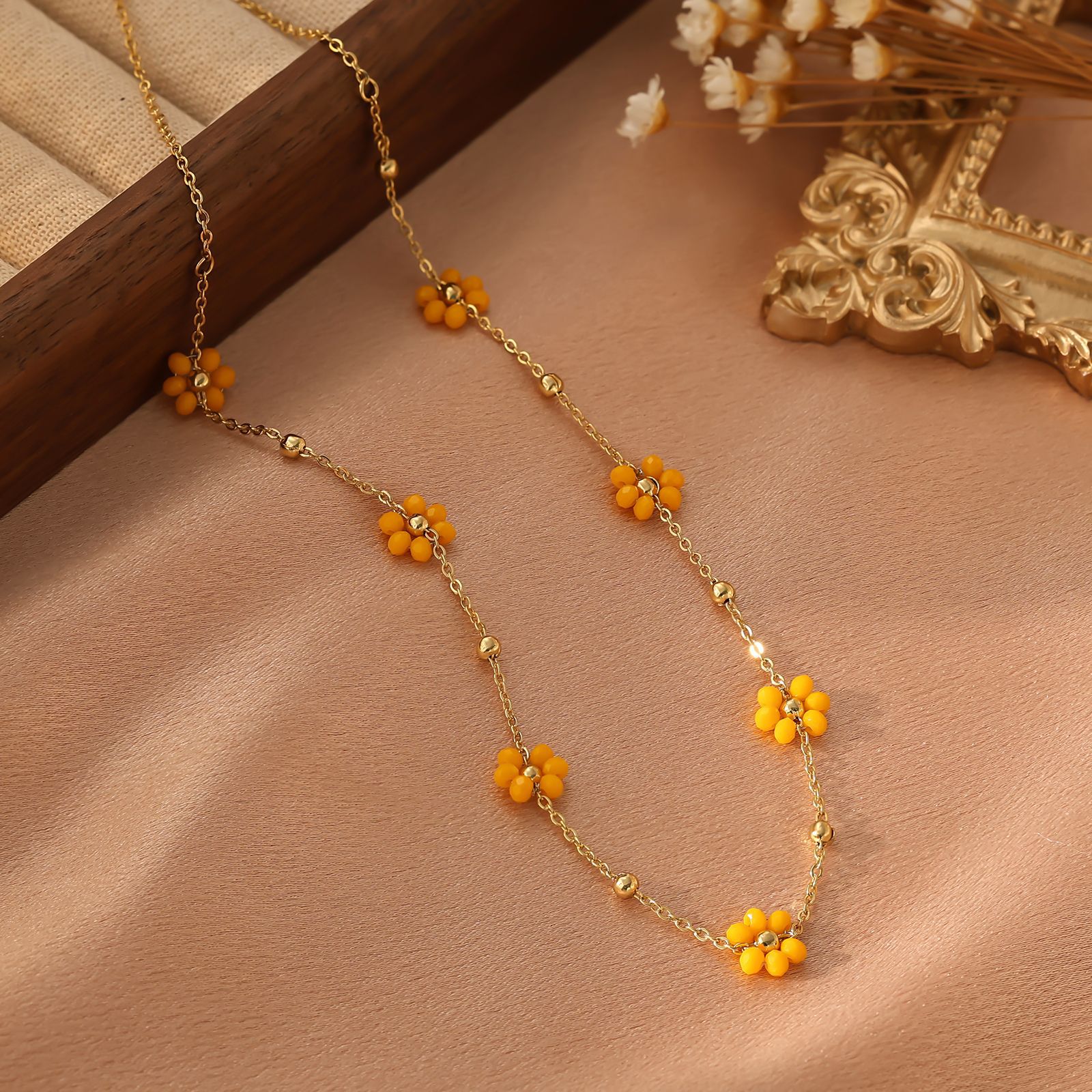 10g Weight Necklace Classification Titanium Steel Chain Material cable chain Chain Type 1 Piece Quantity Holiday, Daily Occasion Titanium Steel Material Flower Pattern All Seasons Season Women's Gender Plating Design Simple Style Style Wholesale Jewelry Simple Style Flower Titanium Steel Plating Necklace Cable Chain 22