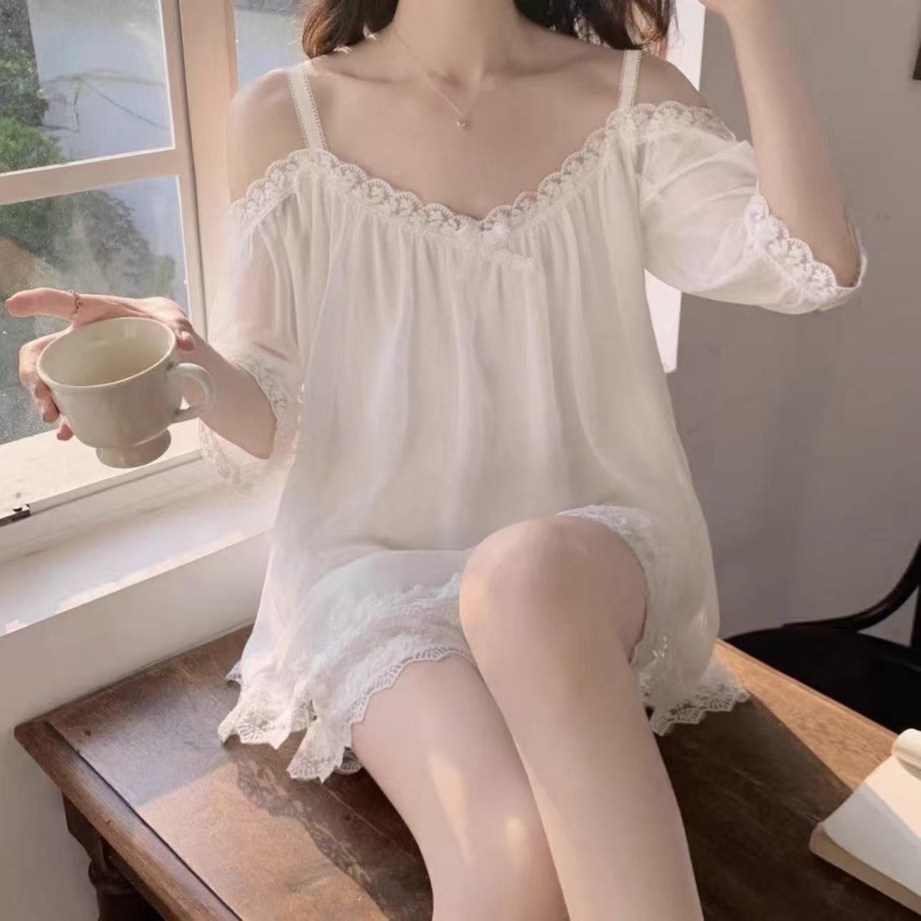 Plus-Size One-Shoulder Mesh Nightgown Set with Chest Pads, Sheer Polyester Top and Shorts — detail image 5