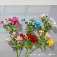 アフガニスタンクチナシの花の完成品は純粋に手作業で花束を編んでいます。