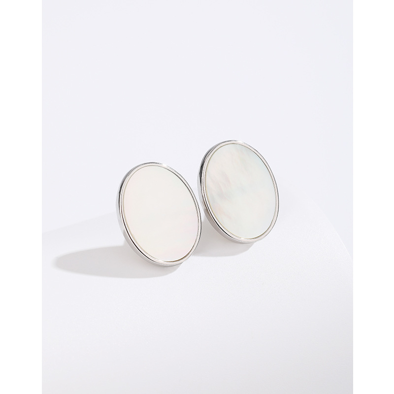 Espárragos de oreja fritillary blanco-con tapones para los oídos de plástico