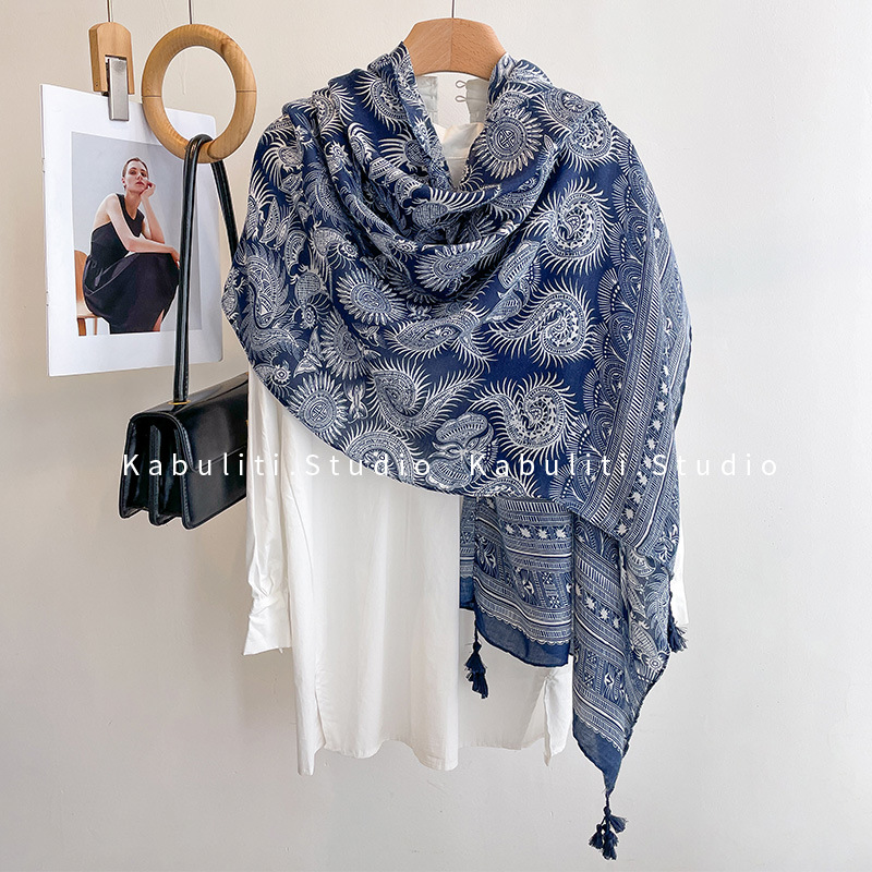 Vintage Artistic Totem Tassel Shawl for Women, Ins Design, Ethnic Style, Travel Sunshade, Sun Protection, Mid-Length Silk Scarf Trend