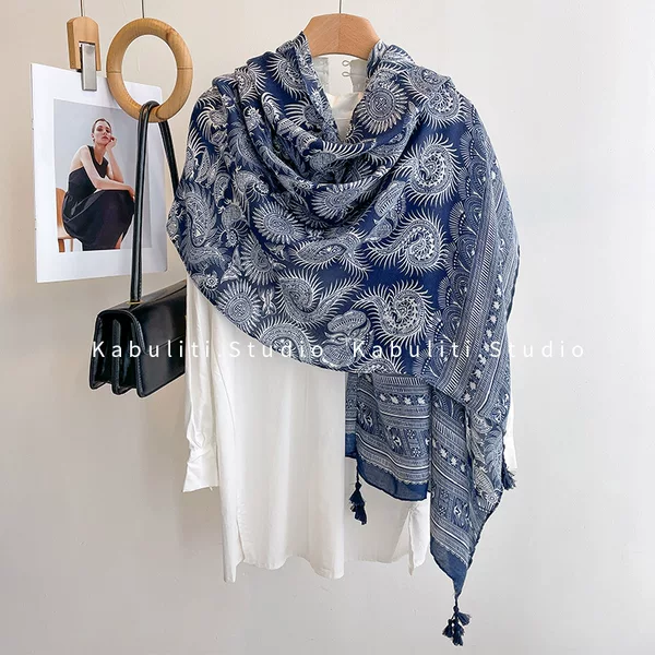 Vintage Artistic Totem Tassel Shawl for Women, Ins Design, Ethnic Style, Travel Sunshade, Sun Protection, Mid-Length Silk Scarf Trend
