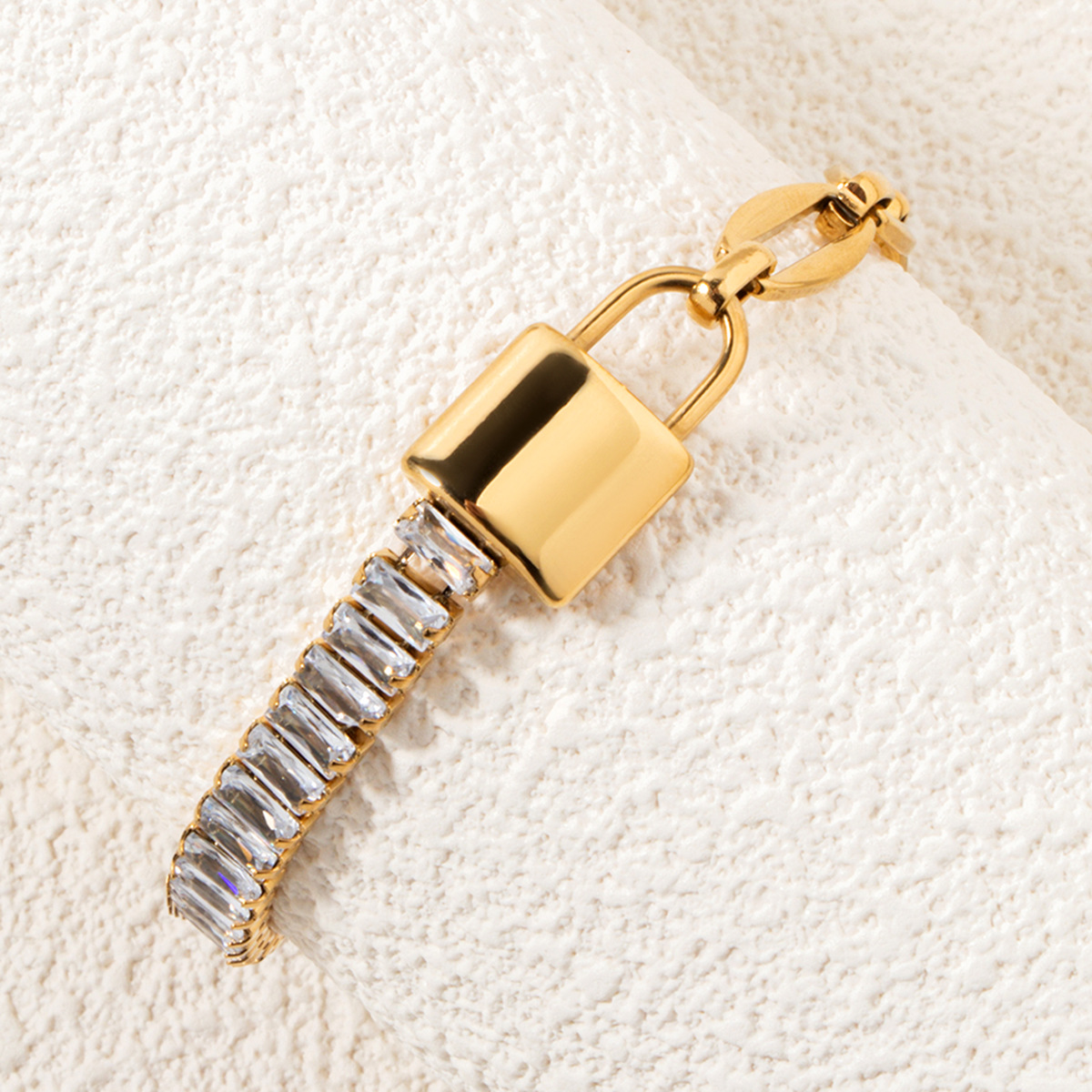 Vintage armband van titaniumstaal met zirkonia voor dames_voghion.com