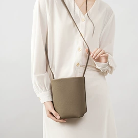 女士单肩包;女士手提包;托特包