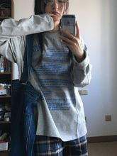 美式复古字母印花长袖浅灰色宽松t恤女春春季设计感小众百搭上衣