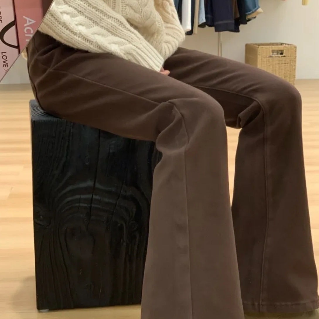 美拉德加绒咖啡色微喇牛仔裤女2025年新款秋冬低腰显瘦拖地