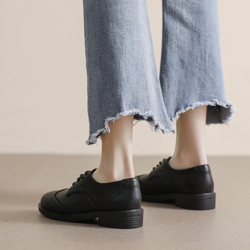 Women's 2025 Autumn New English Style Laced Flat Thin Soft Sole Black Bean Bean Compatible Loafers